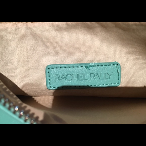 Cute Reversible Clutch - Picture 2 of 3